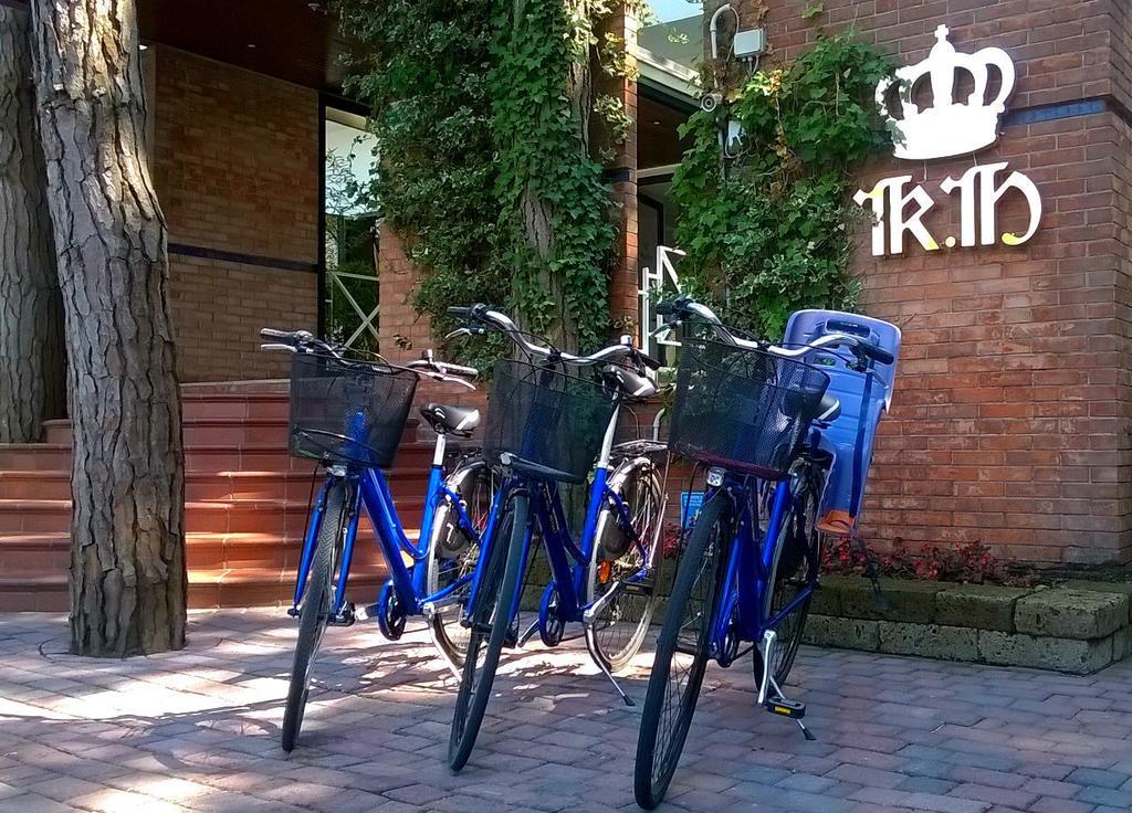 Hotel King Lido di Jesolo Esterno foto